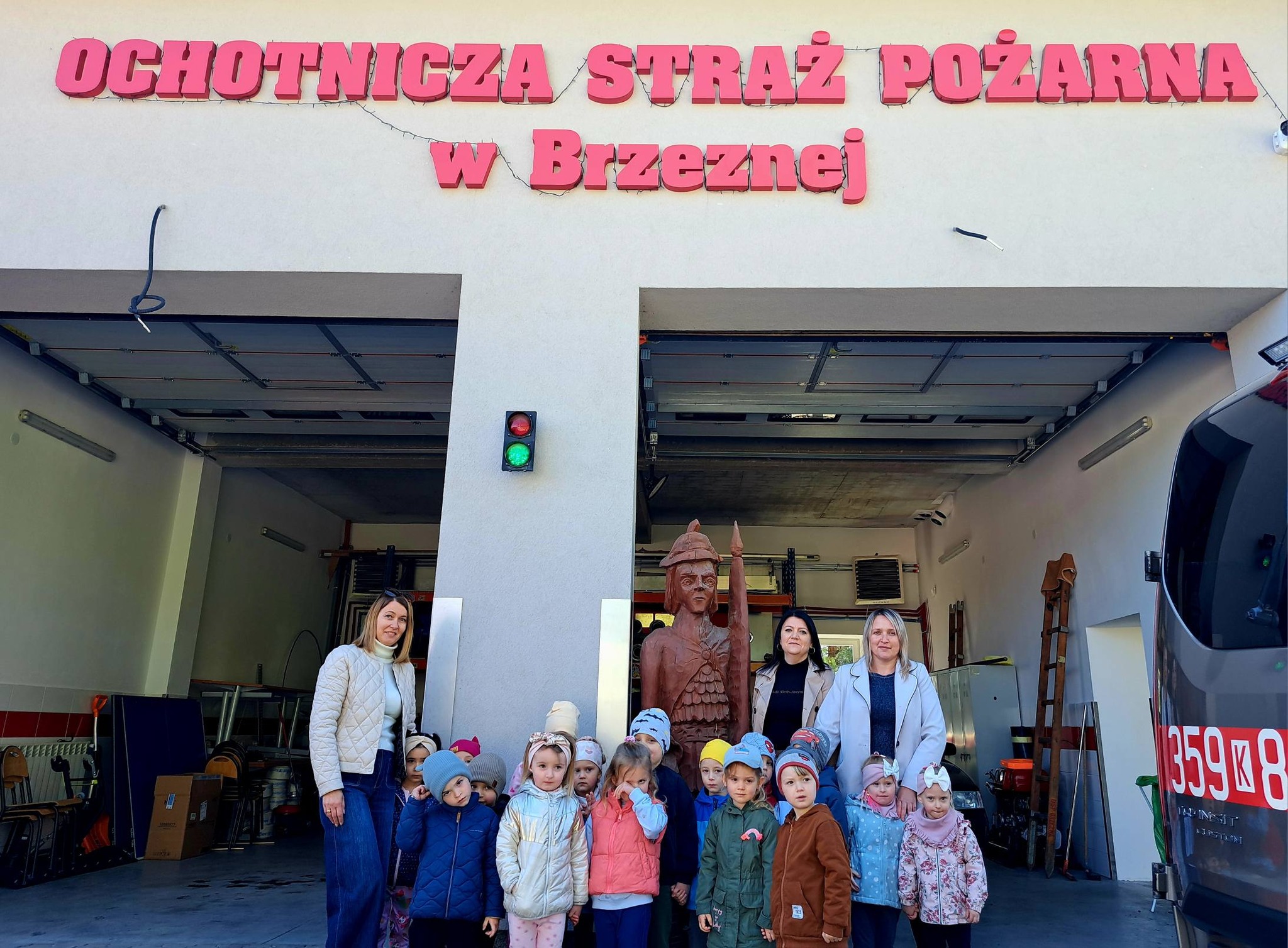 Maluszki w Ochotniczej Straży Pożarnej w Brzeznej